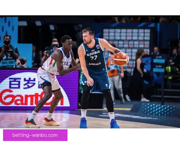 海斯谈防守责任与东契奇复出挑战 强调禁区防守与避免再次吃T